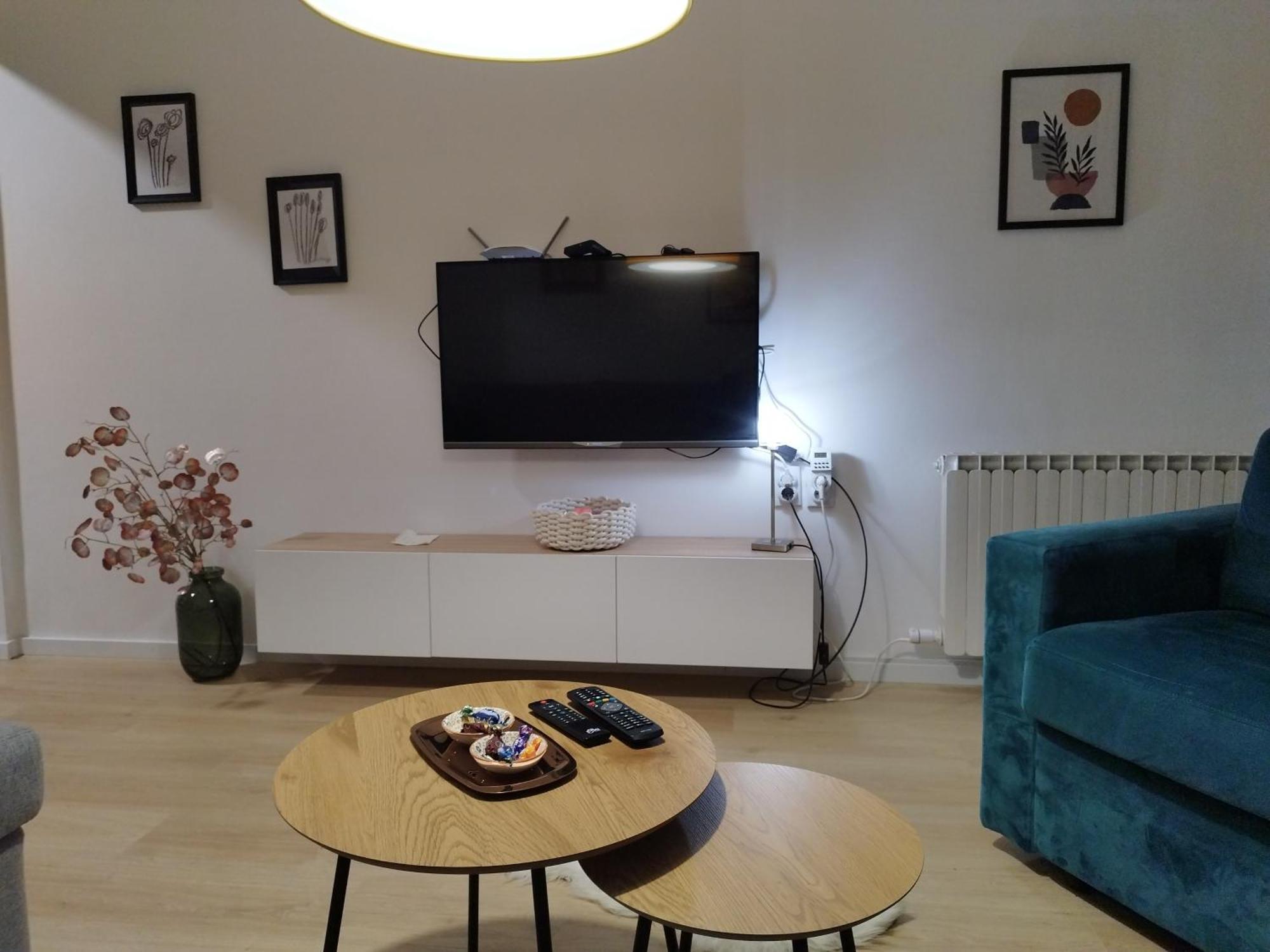 Home Apartment Ni Exteriér fotografie